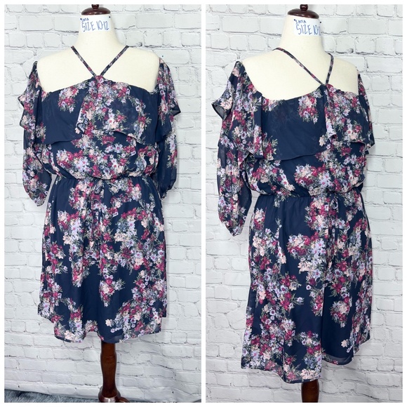 👗NWOT |•MAURICES•| Off The Shoulder Ruffle Dress Size Large - Picture 3 of 16